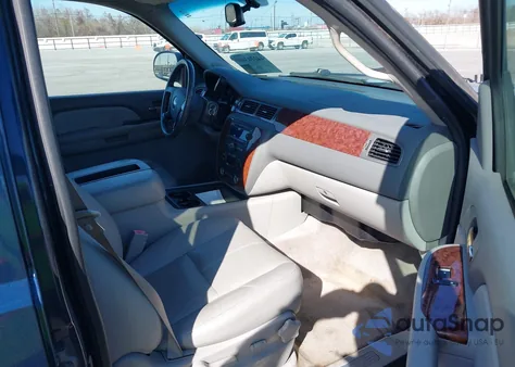 2008 Chevrolet Suburban 1500 Lt from USA, damaged, VIN 1GNFC16048J243922